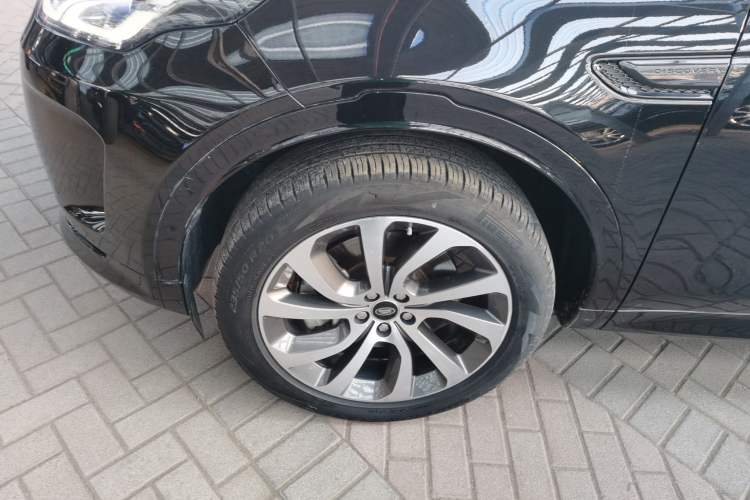 Used Land Rover Discovery Sport 2020 249 PS R-Dynamic Performance Edition
