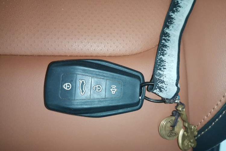 Used Geely Auto Vision X6 2020 1.4T CVT Luxury Edition
