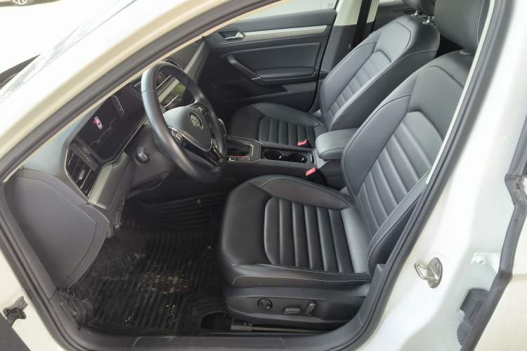 Used Volkswagen Lamando 2021 280TSI DSG Comfort Edition
