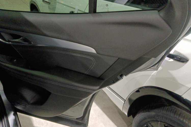 Used Buick Envision 2025 25T Entry-Grade Platinum Edition
