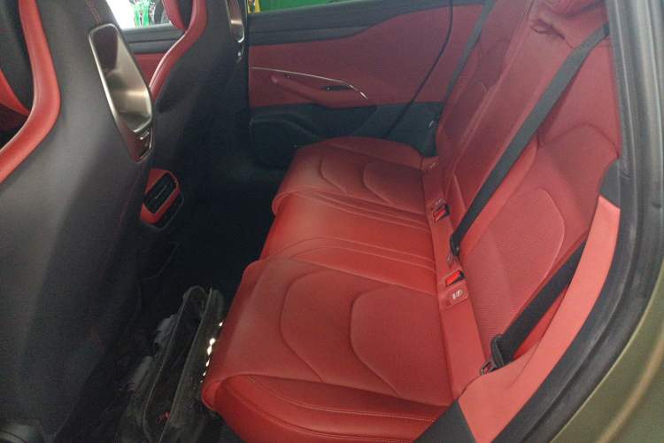 Used Xiaomi Auto SU7 2024 Rear-Drive Long-Range Intelligent Driving Version