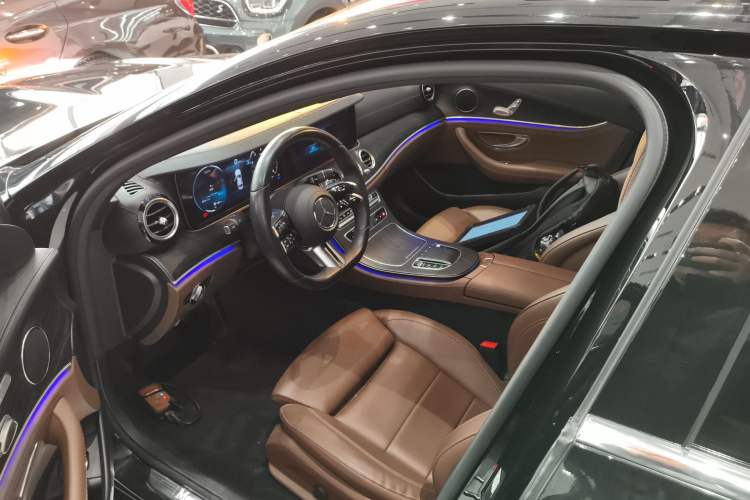 Used Mercedes-Benz E-Class 2021 Facelift E 260 L Sport Edition
