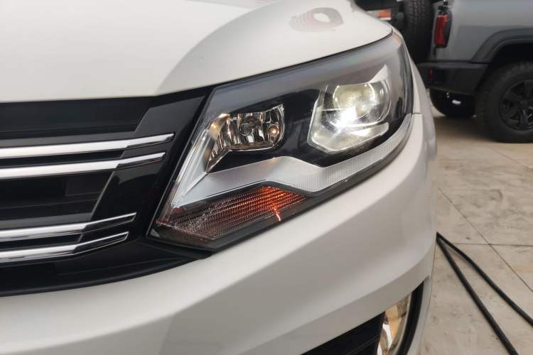 Used Volkswagen Tiguan 2017 300TSI Automatic Two-Wheel Drive Silk Road Comfort Edition