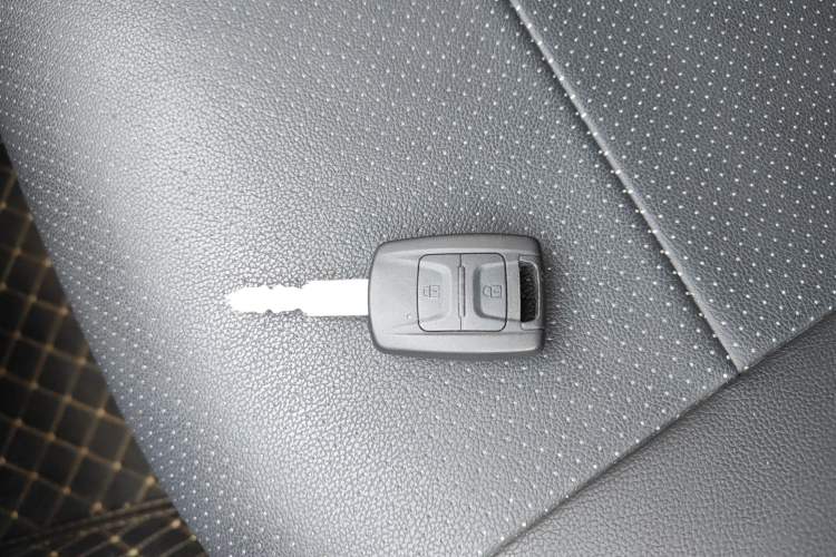 Used Wuling Hongguang New Energy 2025 Extended-Range Hybrid 50 km Standard Version
