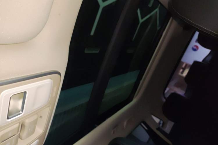 Used Geely Auto Emgrand X7 Sport 2016 1.8TD Automatic All-Wheel Drive Smart Version
