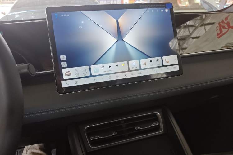 Used BYD Qin L 2025 DM-i Smart Drive 80KM Leading Model