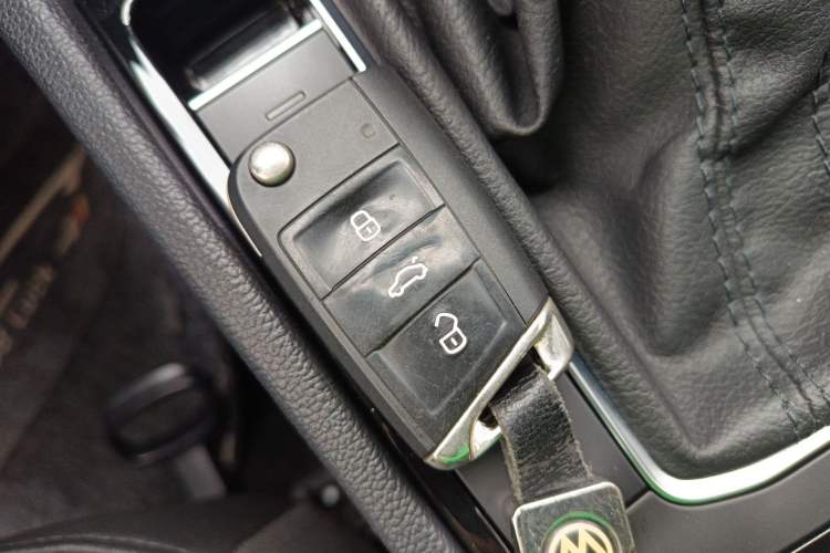 Used Volkswagen Sagitar 2020 200TSI DSG Comfort Version China VI Standard
