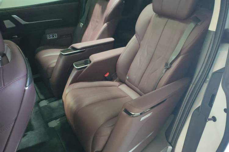 Used Buick Century 2023 2.0T Seven-Seater Yinshi Edition