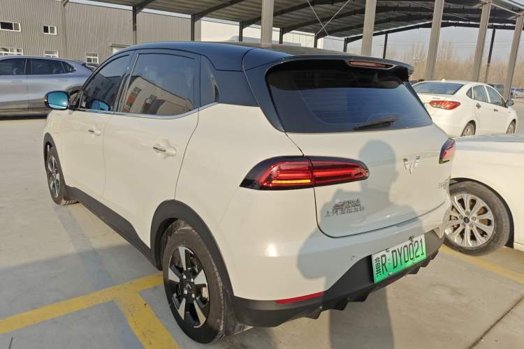 Used Wuling Bingo PLUS 2024 330 km Range Five-Seater Version