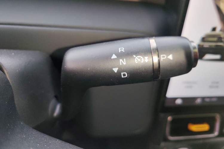 Used  V23 2025 501 Four-Wheel Drive Intelligent Driving Version
