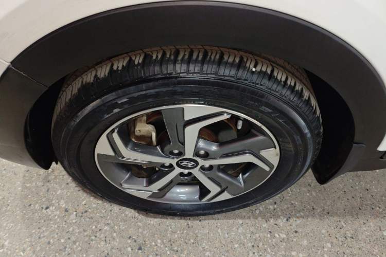 Used Hyundai ix25 2017 1.6L Automatic Smart Version
