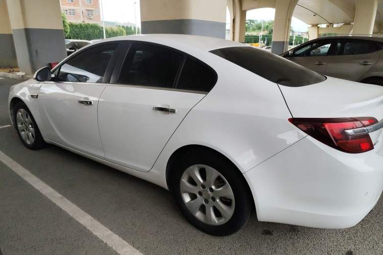 Used Buick Regal 2015 2.0L Leading Fashion Edition
