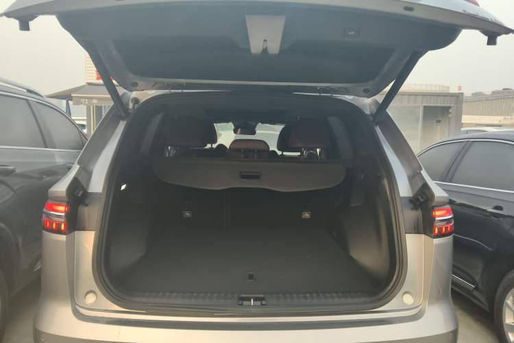 Used Geely Auto Monjaro L 2021 2.0TD DCT EVO Two-Wheel Drive Prestige Version
