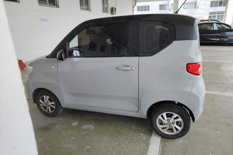Used Wuling Hongguang MINIEV 2020 Zizai Version Lithium-NMC

