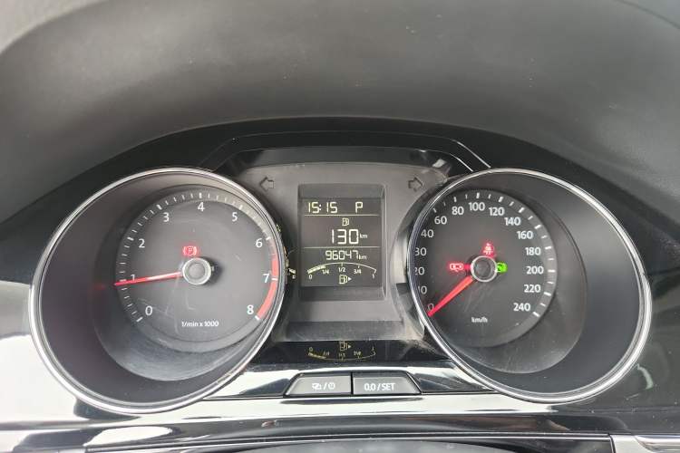 Used Volkswagen Bora 2015 Value Edition 1.6L Automatic Comfort Version
