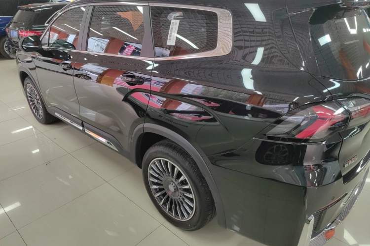 Used Geely Auto Haoyue L 2025 2.0T DCT Luxury Edition