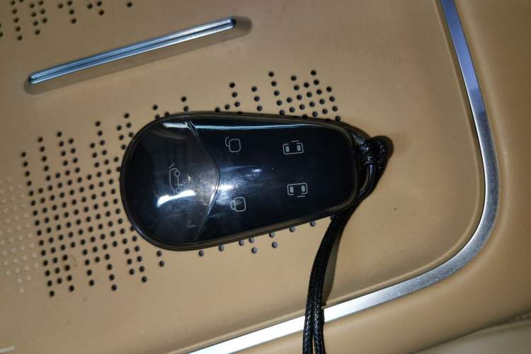 Used VOYAH Dream 2025 PHEV Four-Wheel-Drive Flagship Version – Qiankun Edition