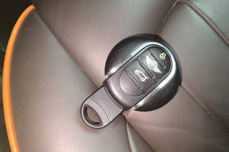 Used  MINI 2014 1.5T COOPER Fun