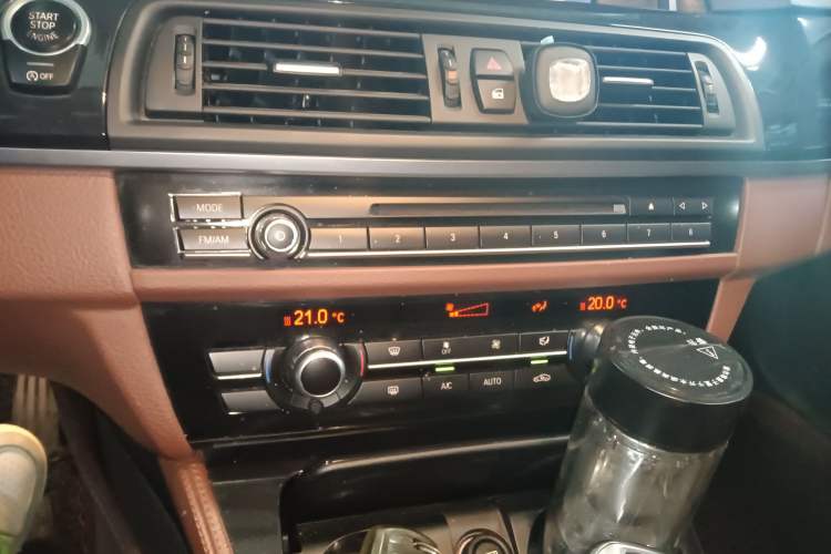 Used BMW 5 Series 2014 520Li Elegant Model