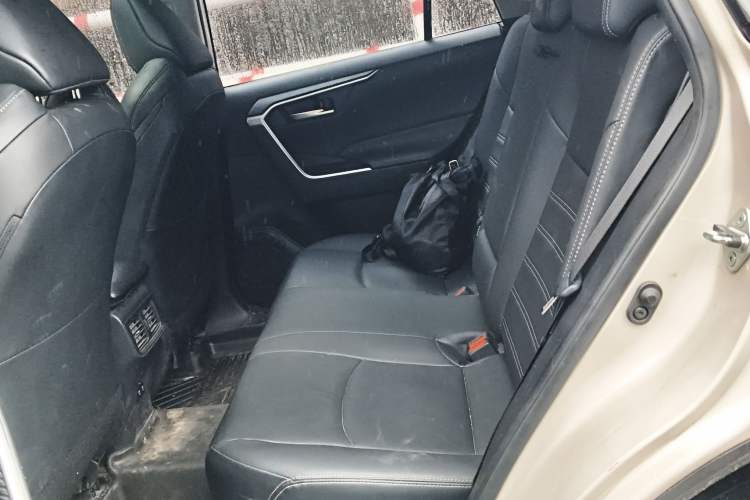 Used Toyota Wildlander 2020 2.0L CVT Two-Wheel Drive Luxury Edition
