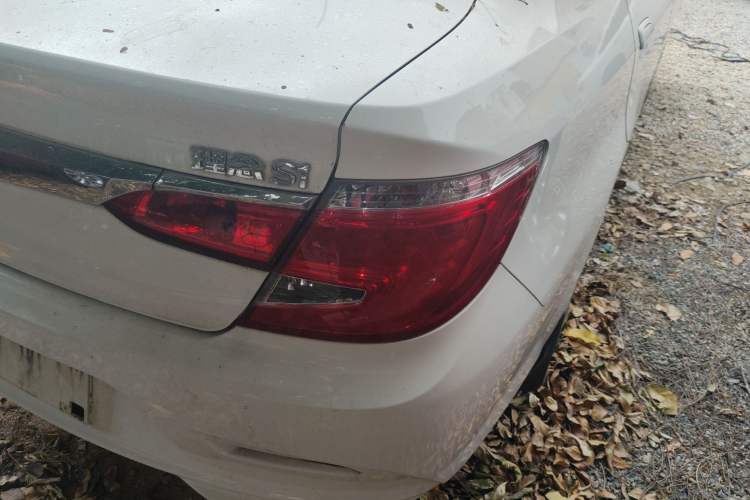 Used Everus S1 2014 1.3L Manual Comfort Edition
