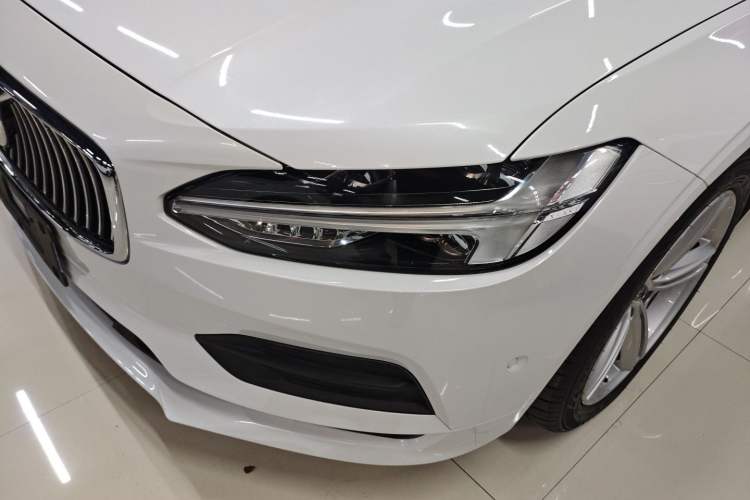 Used Volvo S90 2017 T4 Zhiyuan Edition