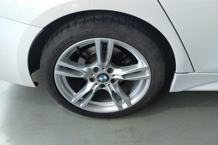 Used BMW 3 Series 2019 320i M Sport Package
