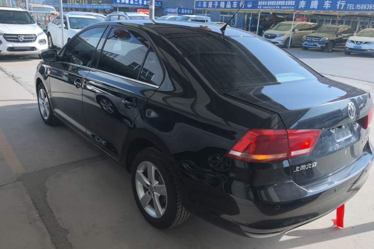 Used Volkswagen Santana 2013 1.6L Manual Comfort Edition
