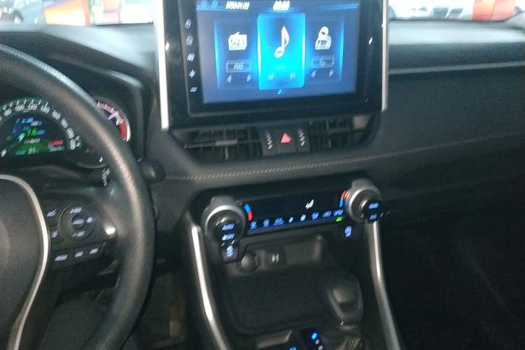 Used Toyota RAV4 2020 2.0L CVT 4x4 Trend Edition
