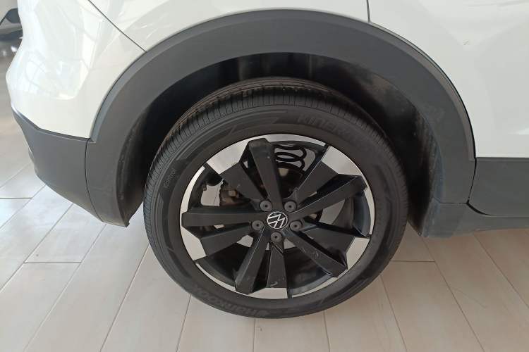 Used Volkswagen Tacqua 2023 200TSI DSG Joy-Connect Edition