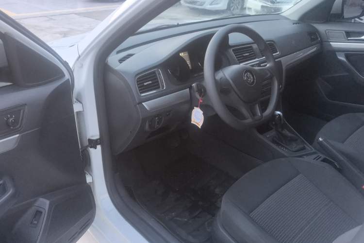 Used Volkswagen Lavida 2017 1.6L Automatic Fashion Edition