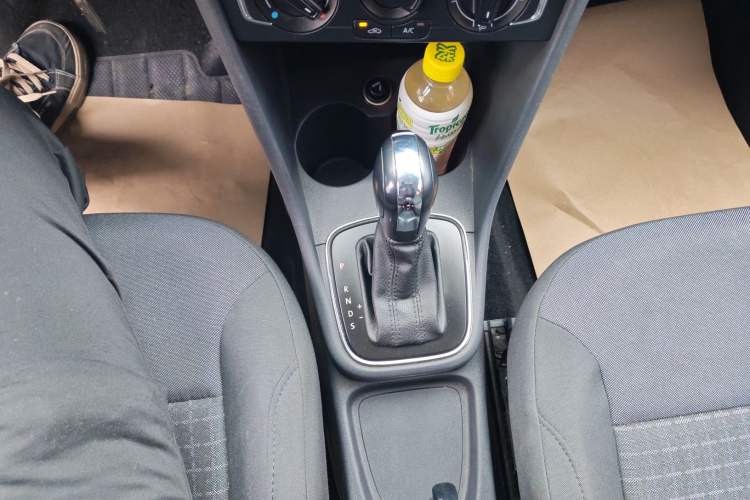 Used Volkswagen Polo 2014 1.6L Automatic Comfort Edition