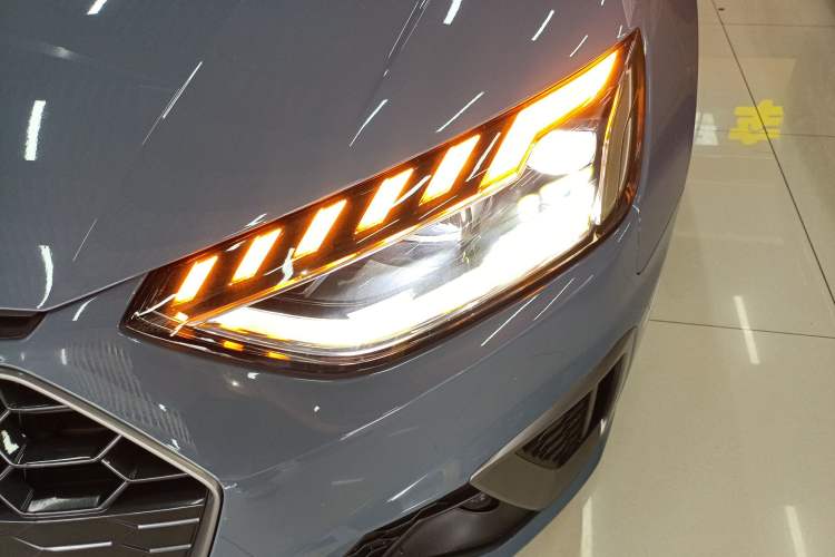 Used Audi A4L 2022 40 TFSI quattro RS Performance Package
