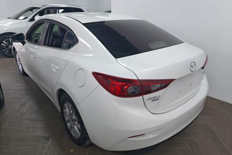 Used Mazda Mazda 3 Axela 2017 Sedan 1.5L Automatic Comfort Model Emission Standard China V