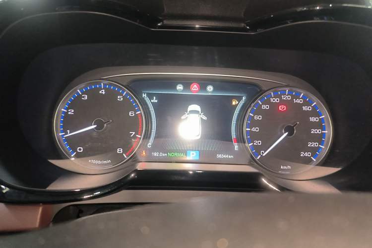 Used GAC Trumpchi GS8 2017 320T Two-Wheel Drive Luxury Edition (7 Seats)
