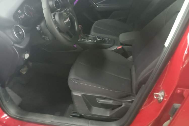 Used Audi Q2L 2018 35 TFSI Launch Exclusive Edition China V