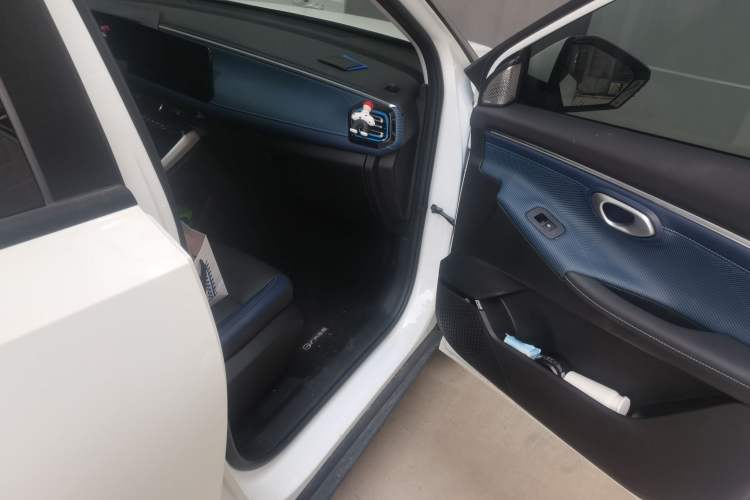 Used GAC Trumpchi GS3 2023 Shadow Speed 270T Dynamic Intelligence Edition
