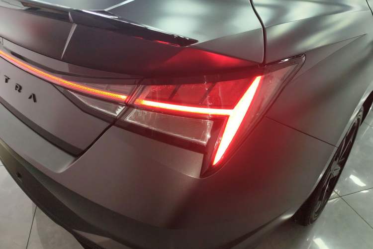 Used Hyundai Elantra 2022 1.5L CVT 20th Anniversary Edition
