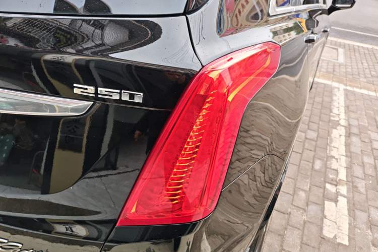 Used Cadillac XT5 2016 25T Luxury Model