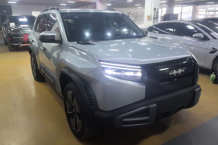 Used  Titanium 3 2025 501KM All-Wheel Drive Intelligent Driving Ultra Version