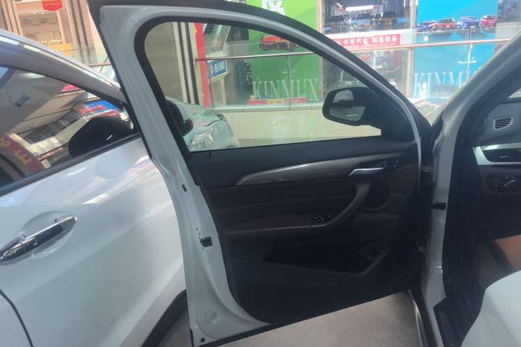 Used BMW X1 2019 xDrive20Li Luxury Model
