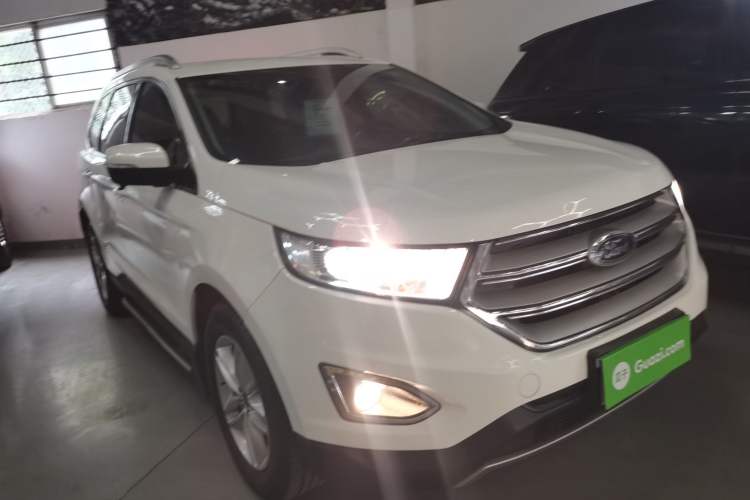 Used Ford Edge 2018 EcoBoost 245 Two-Wheel-Drive Platinum Edition 5 Seats