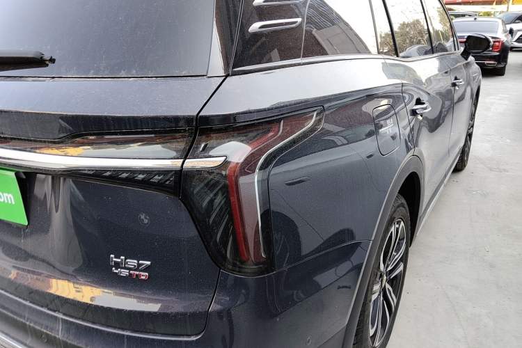 Used Hongqi HS7 2023 2.0T Automatic All-Wheel-Drive Flagship Edition Six Seats
