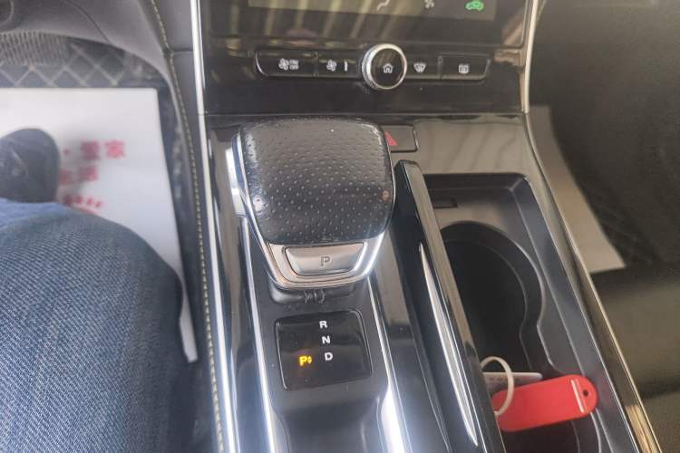 Used Roewe i6 MAX New Energy 2022 EV 500 Grand Touring Edition with Sunroof