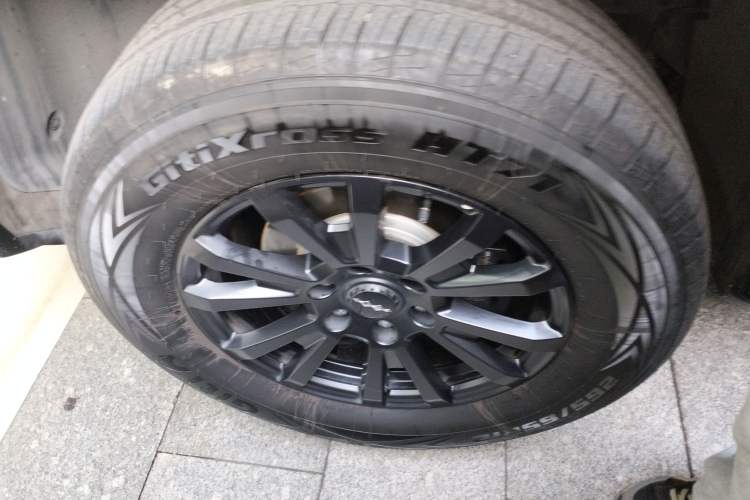 Used  Leopard 5 2023 Navigator Edition
