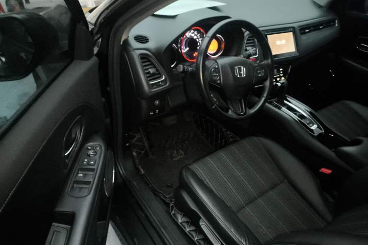 Used Honda Vezel 2017 1.8L CVT Two-Wheel Drive Luxury Model