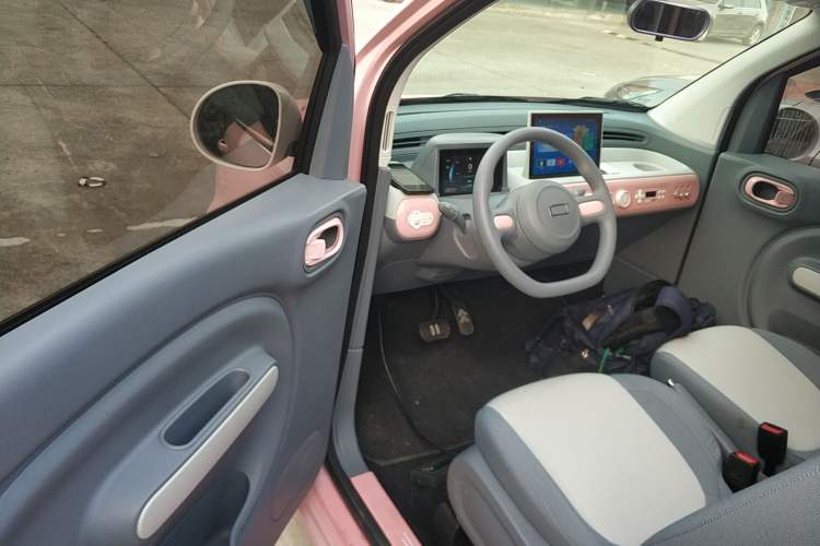 Used Bestune Pony 2025 222km Range Linglong Horse
