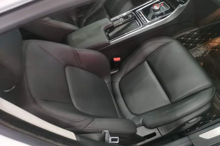 Used Jaguar XFL 2019 XFL 2.0T 200PS Two-Wheel-Drive Luxury Edition
