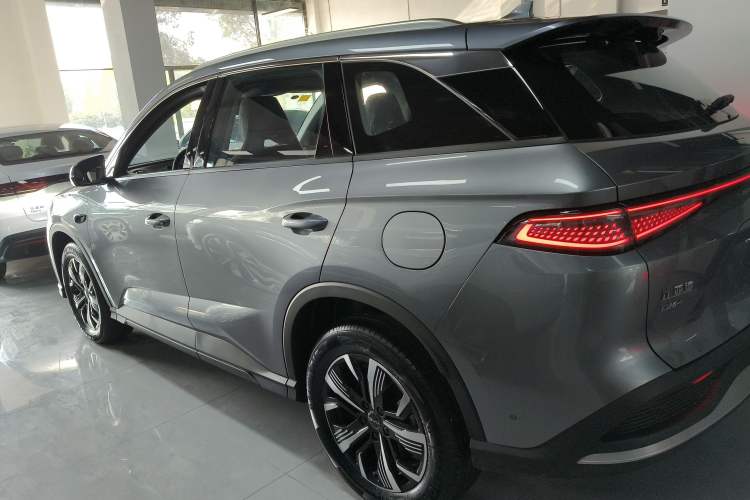 Used BYD Sealion 05 DM-i 2025 DM-i Intelligent Driving 75KM Prestige Model
