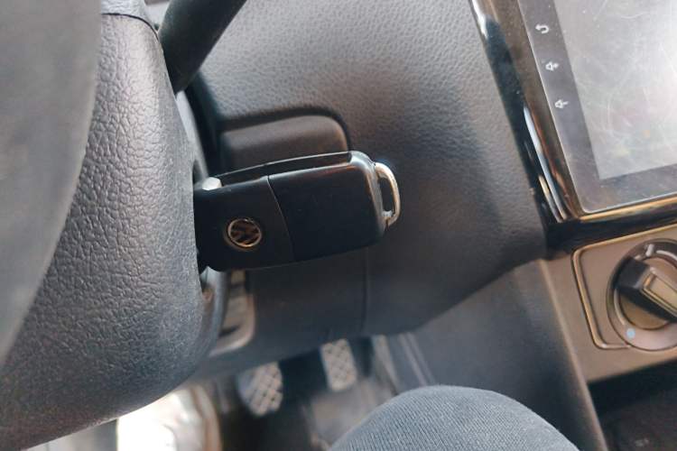 Used Volkswagen Polo 2016 1.4L Manual Fashion Model